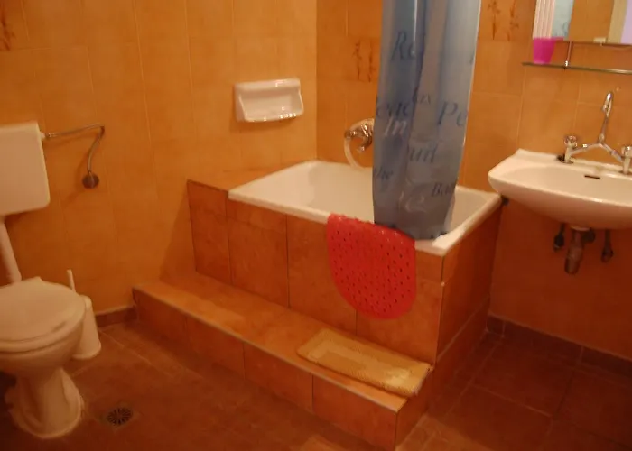 Beach Ξενοδοχείο 2*